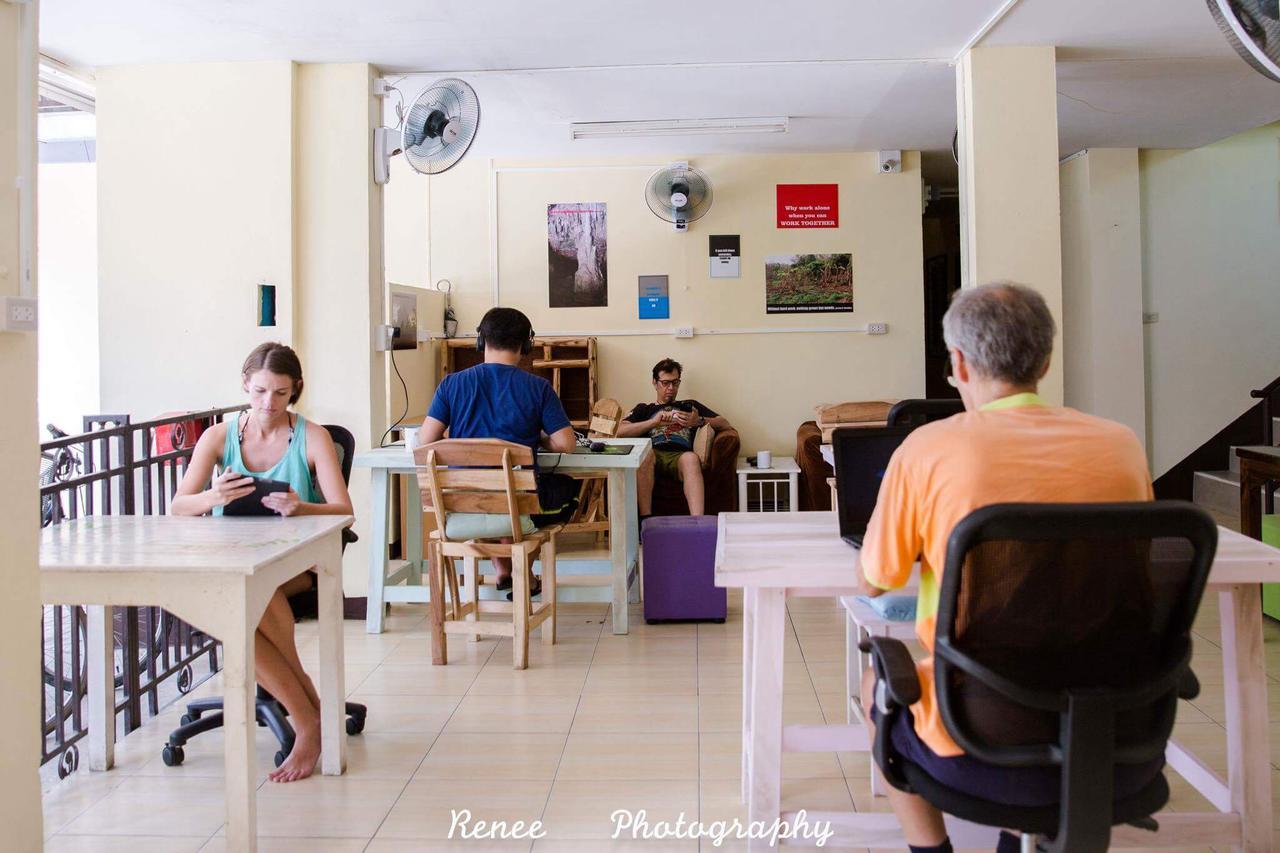 Guest house Holiday Chiang Mai 2*
